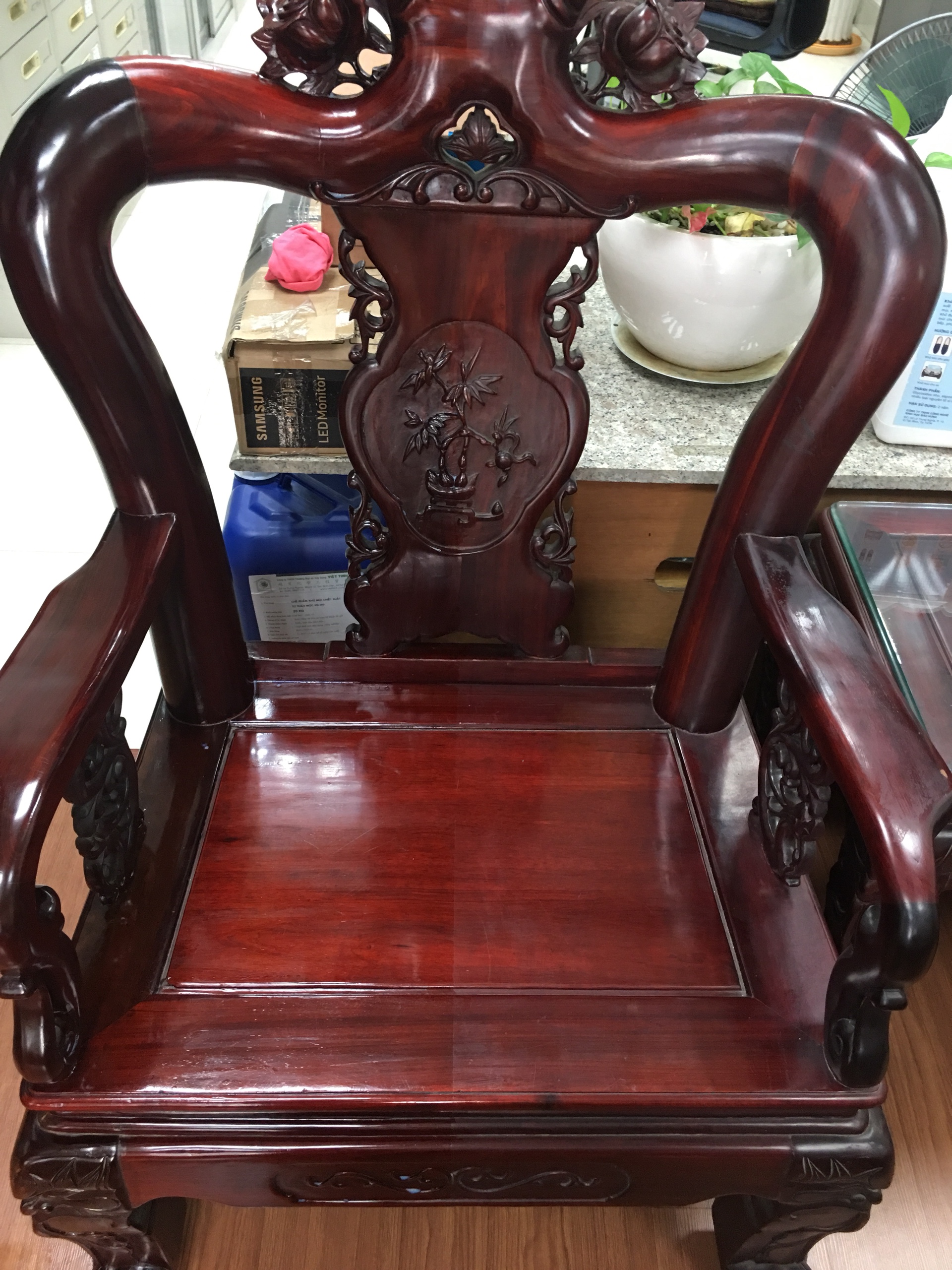 0c7a81f08565653b3c74